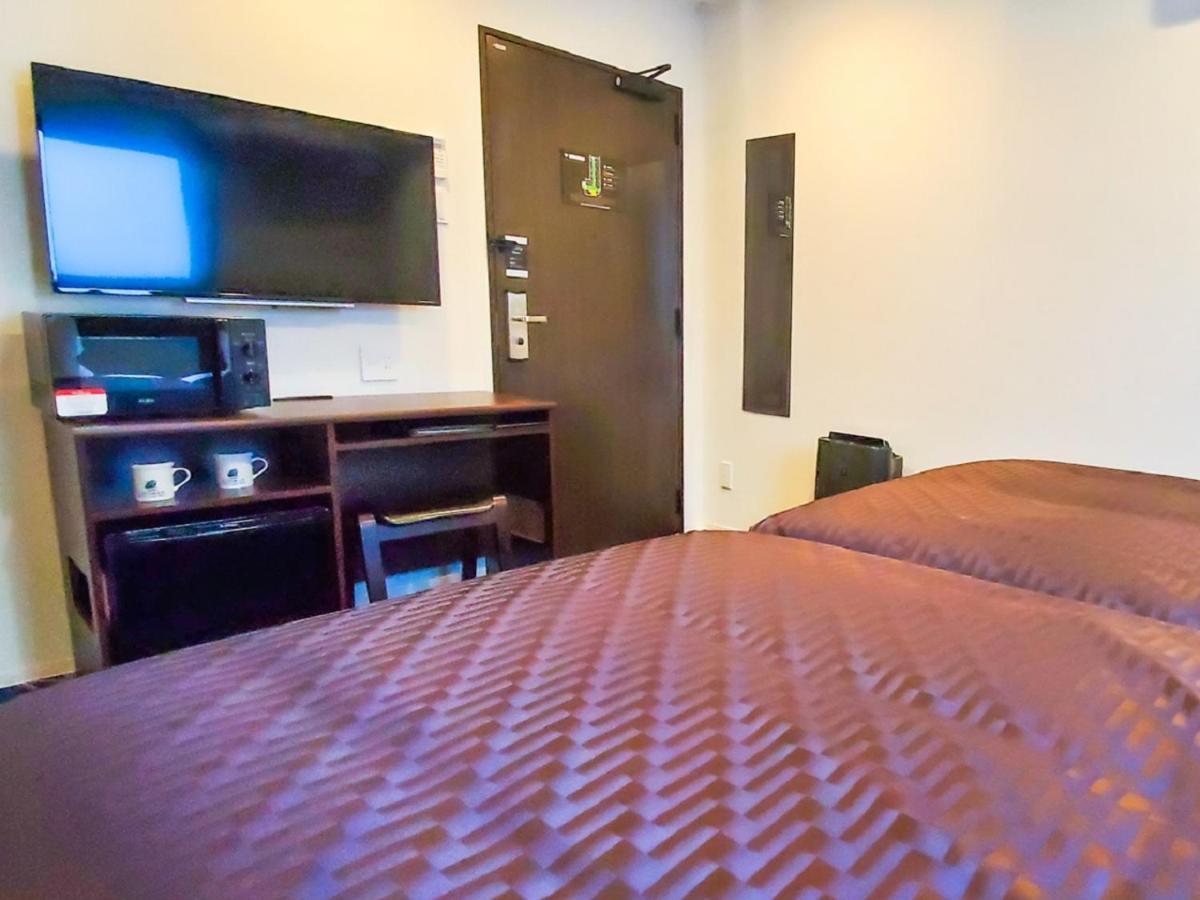 Hotel Livemax Yokohama Stadium Mae Esterno foto